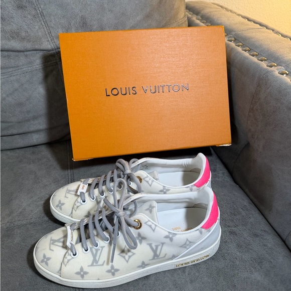 Louis Vuitton Cream and Gray Monogram Sneakers - Picture 14 of 14